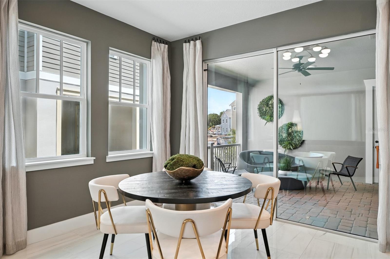 Image 11 of 31 For 1931 Seawall Way