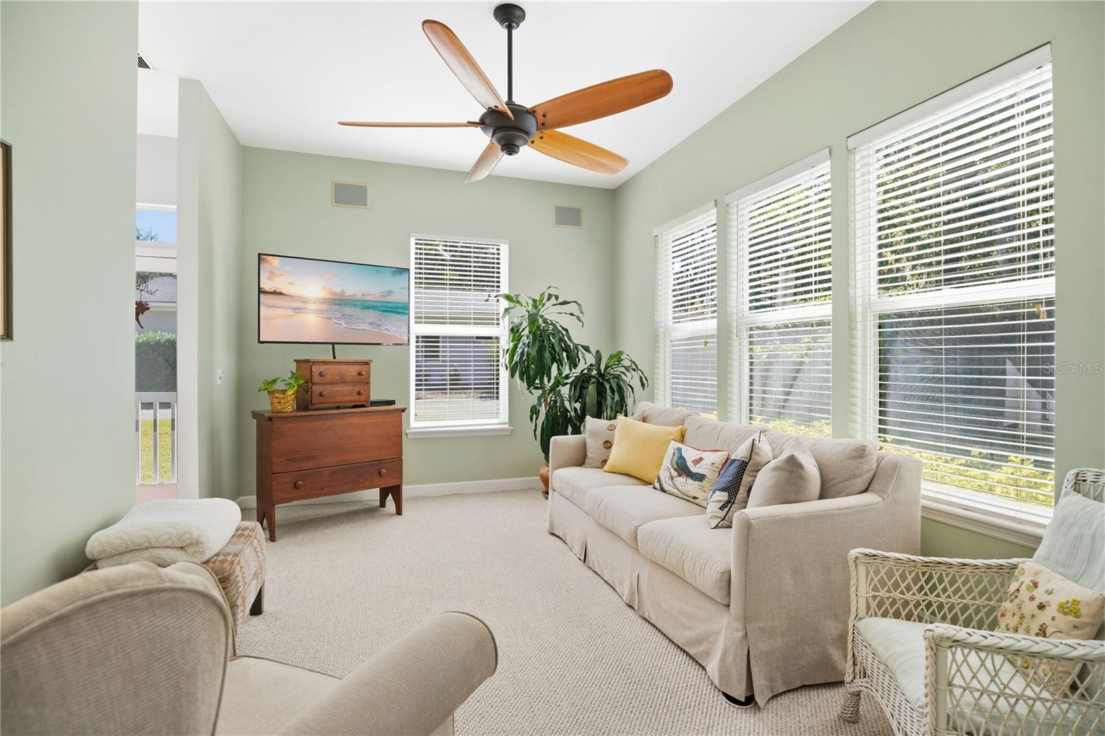 Image 17 of 50 For 416 Magnolia Street