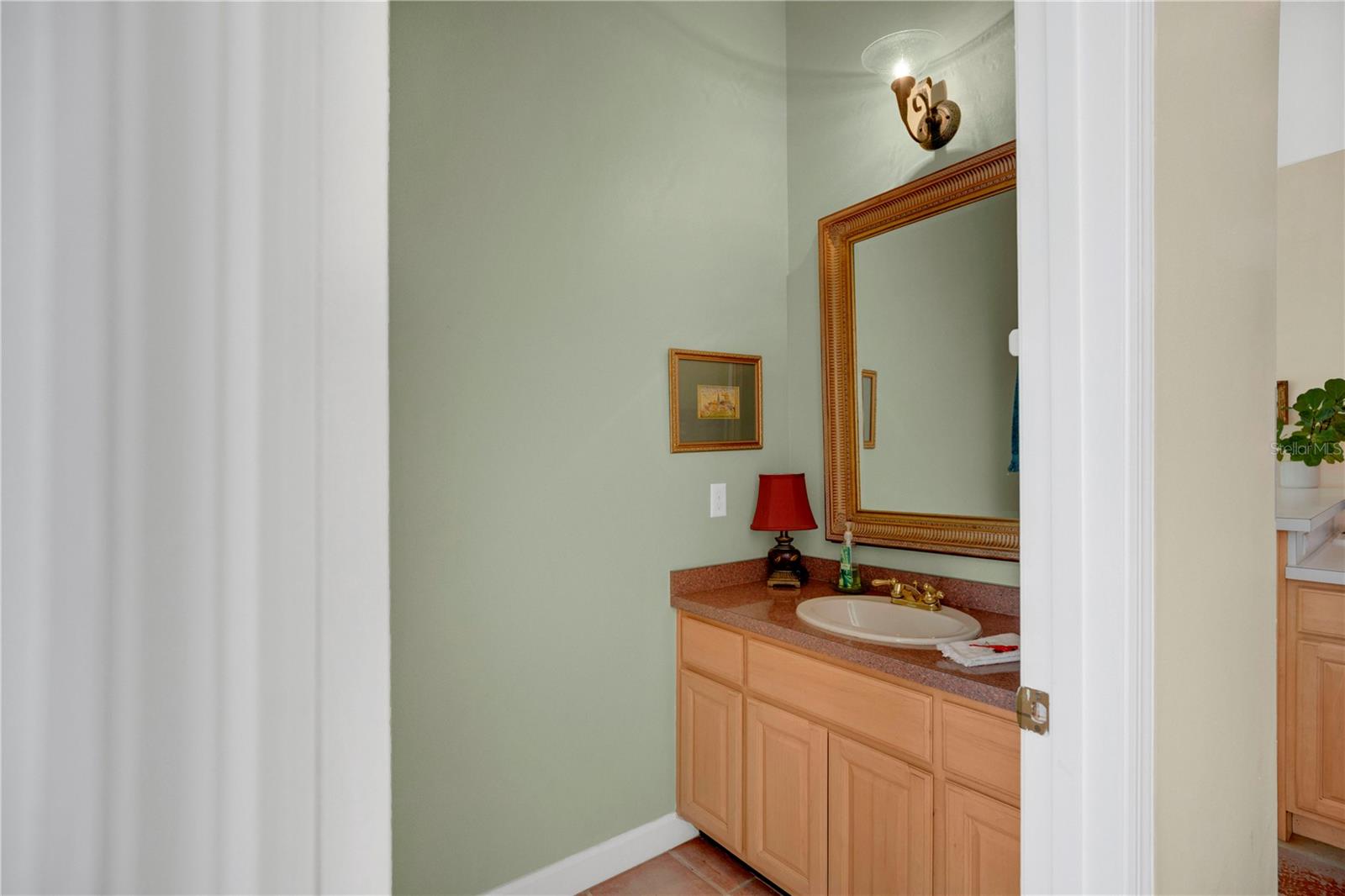 Image 25 of 50 For 416 Magnolia Street