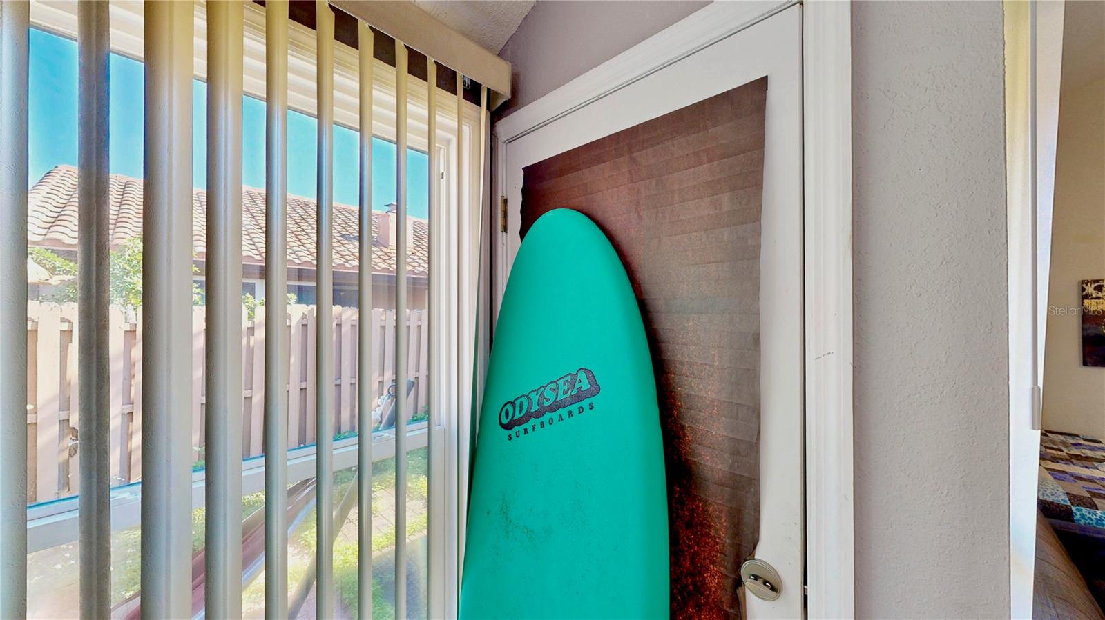 Image 17 of 35 For 623 Saint Johns Court 623