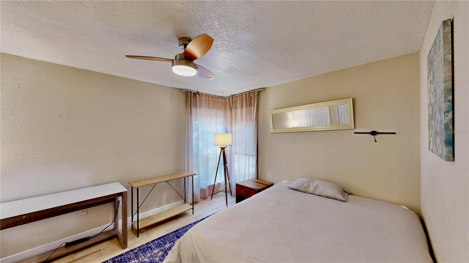 Image 23 of 35 For 623 Saint Johns Court 623