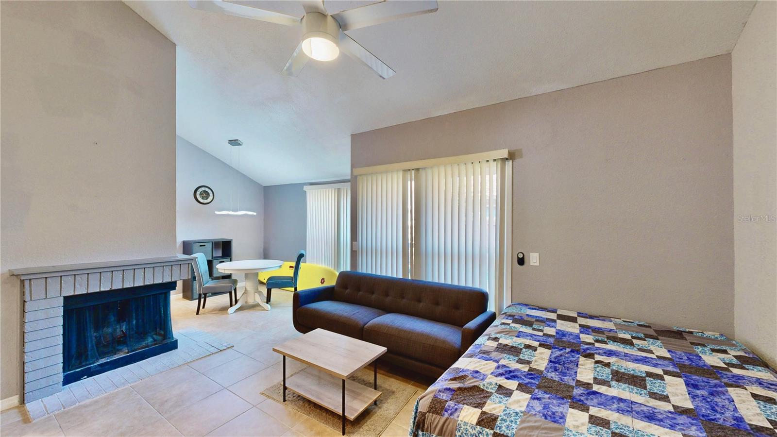 Image 3 of 35 For 623 Saint Johns Court 623