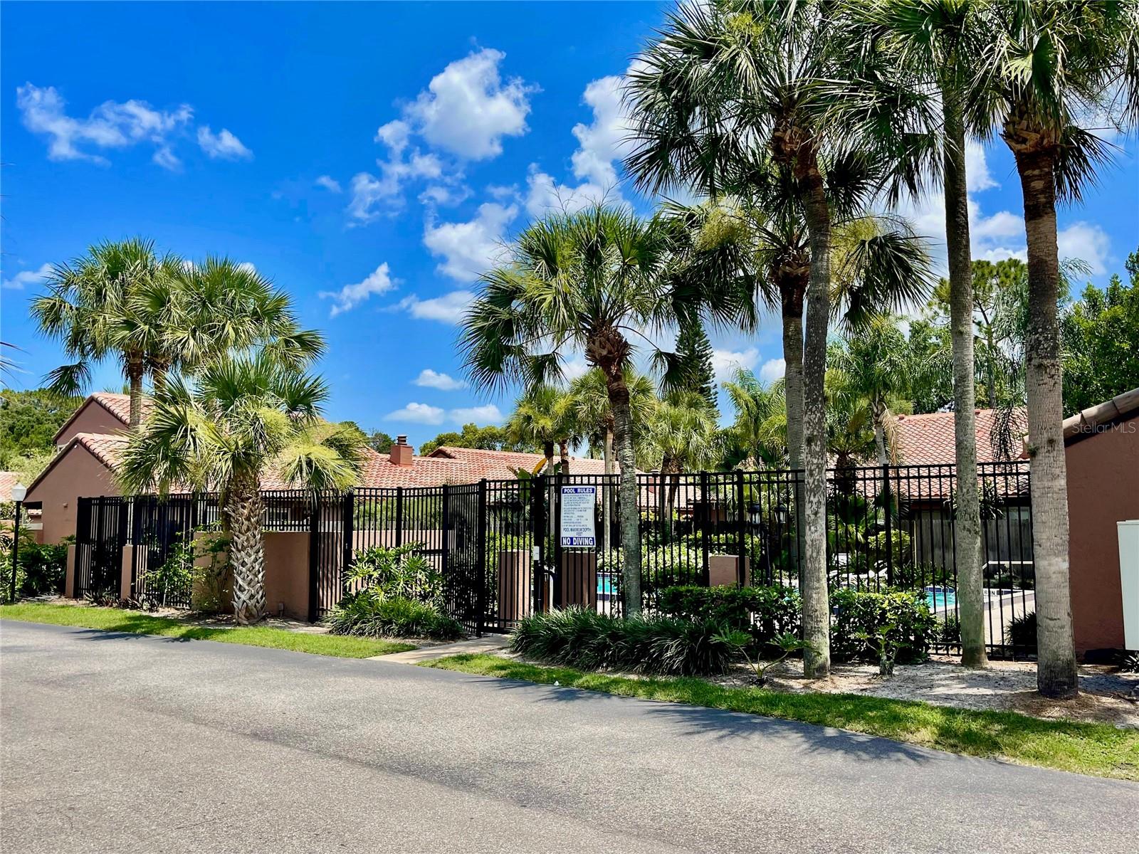 Image 32 of 35 For 623 Saint Johns Court 623