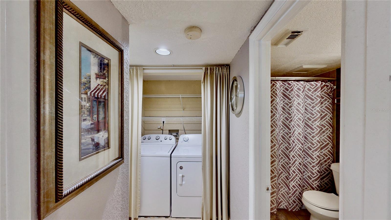 Image 8 of 35 For 623 Saint Johns Court 623