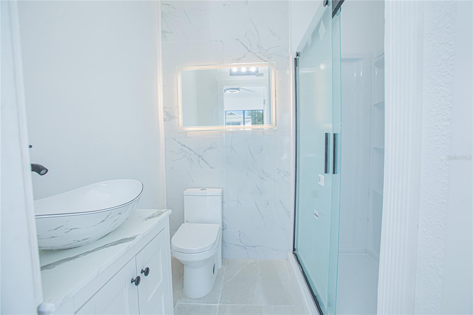 Image 26 of 43 For 207 Oleander Avenue