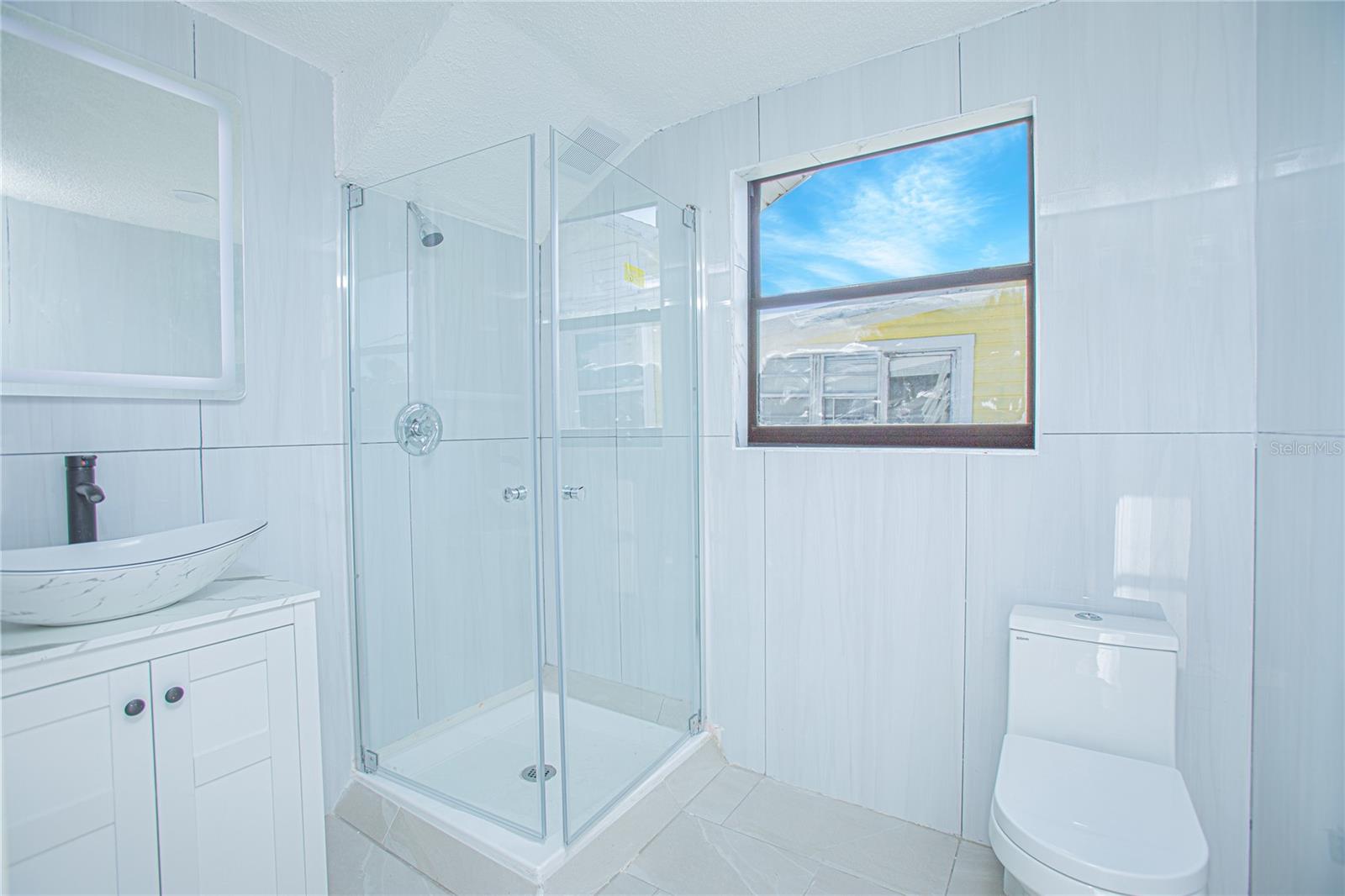 Image 31 of 43 For 207 Oleander Avenue