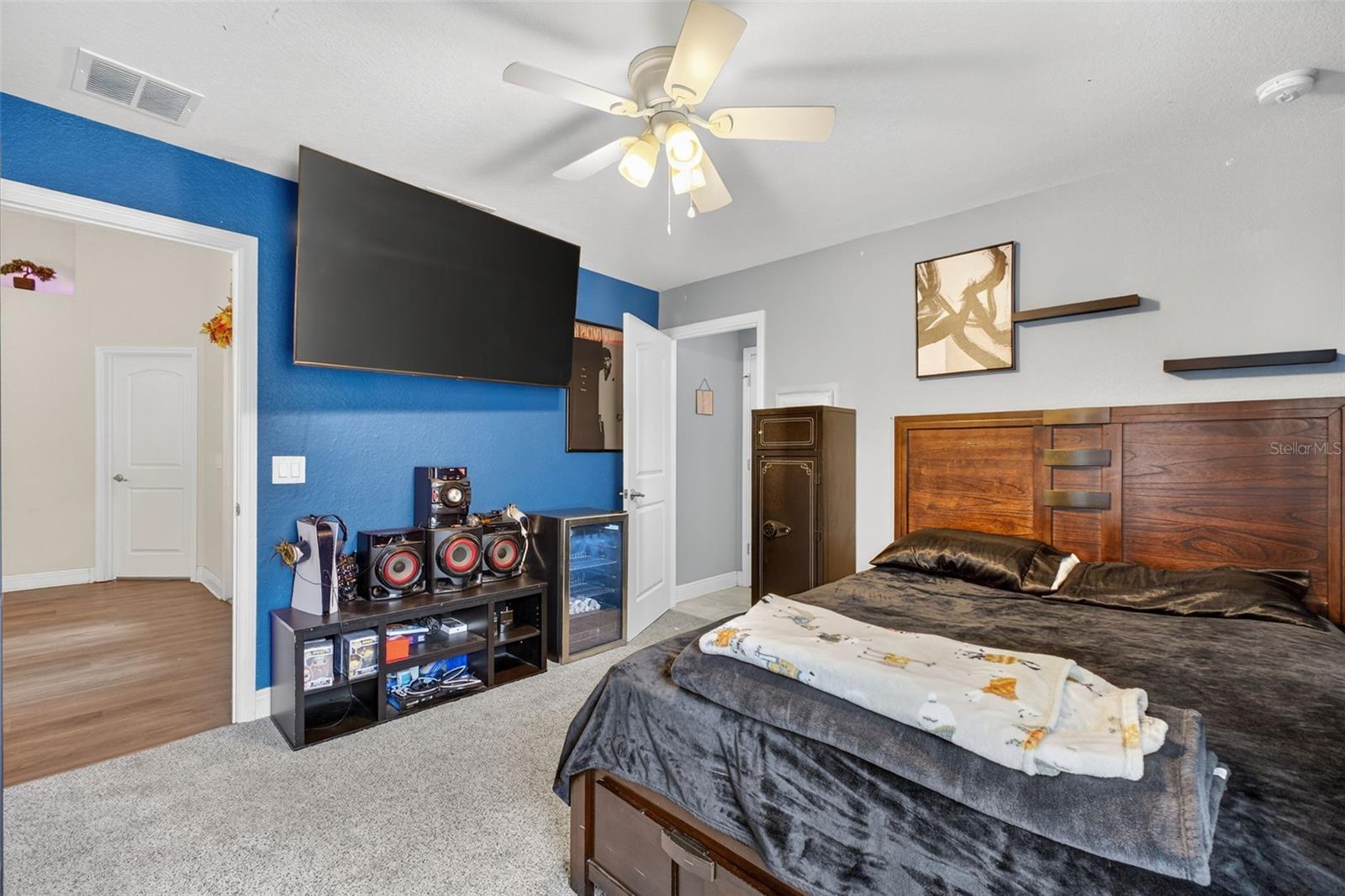 Image 31 of 46 For 383 Buchannan Drive