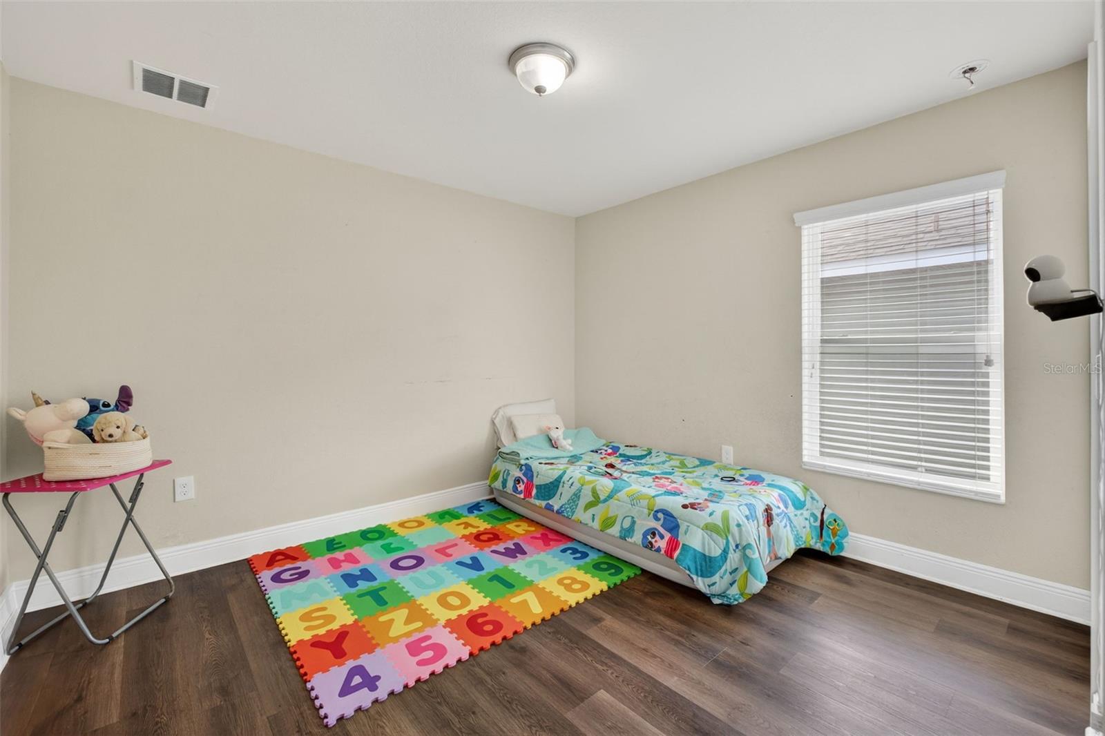 Image 36 of 46 For 383 Buchannan Drive