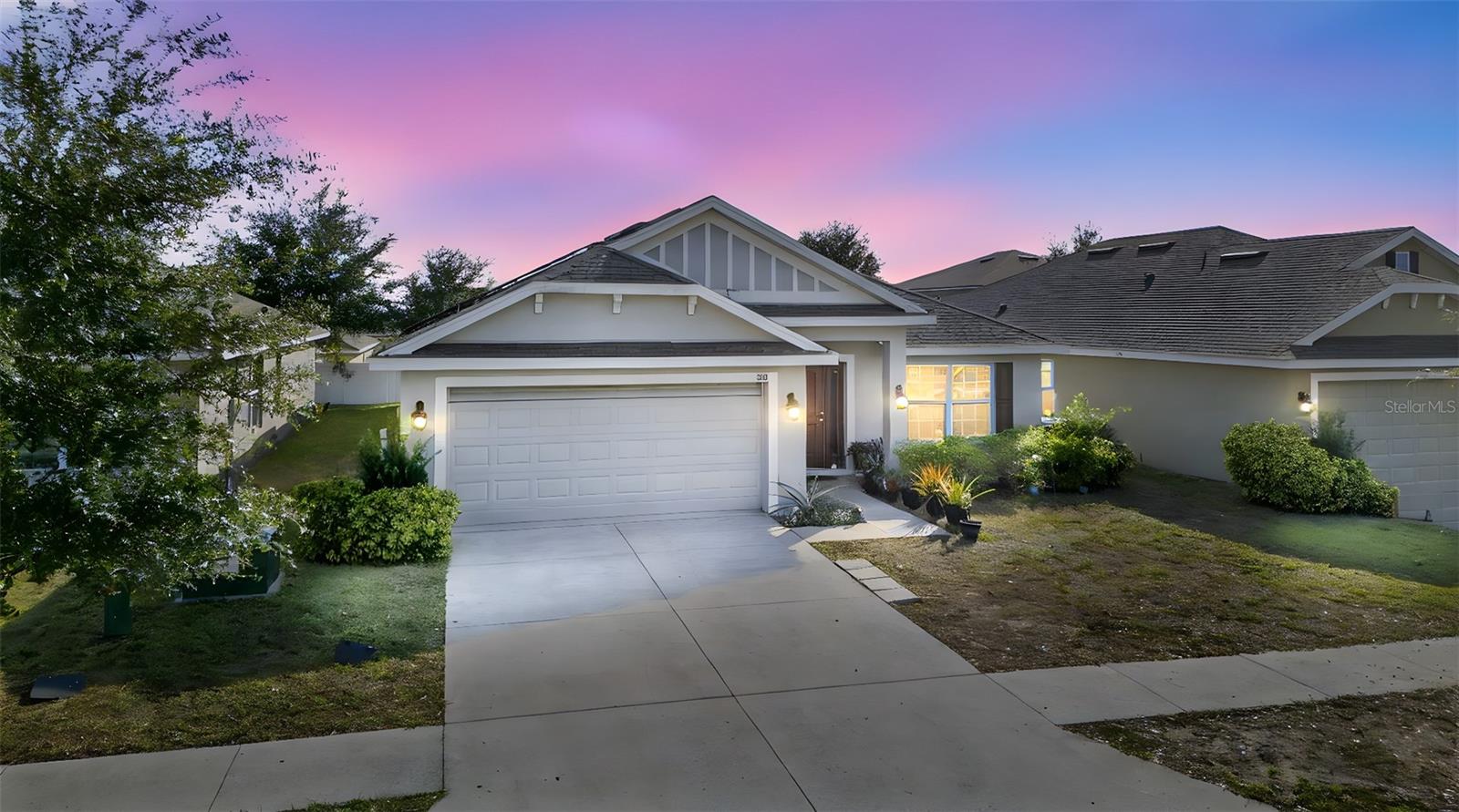 Image 4 of 46 For 383 Buchannan Drive