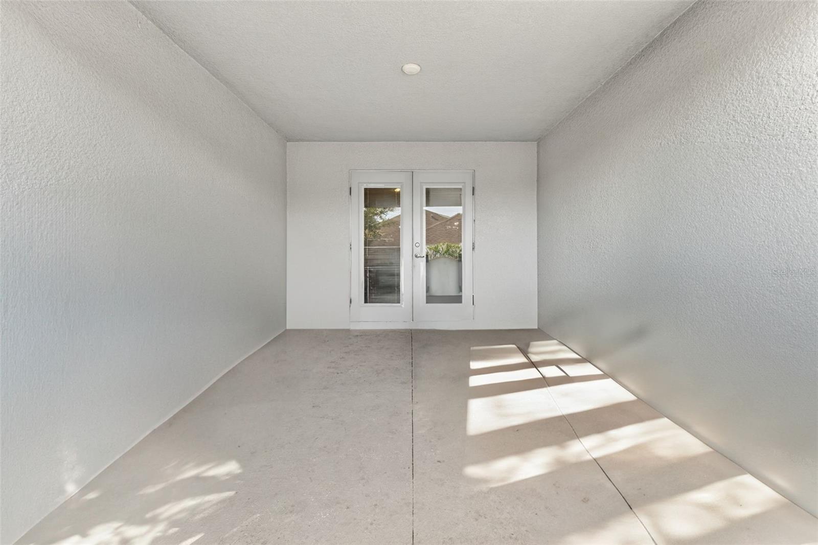 Image 40 of 46 For 383 Buchannan Drive