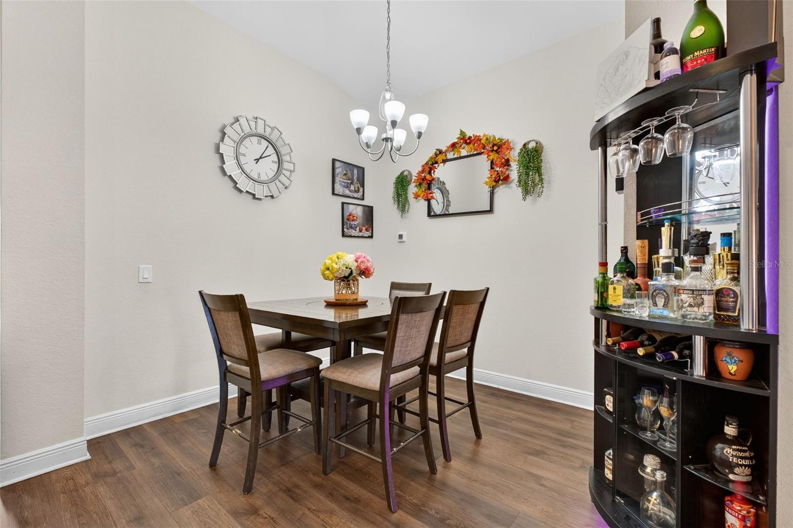 Image 7 of 46 For 383 Buchannan Drive