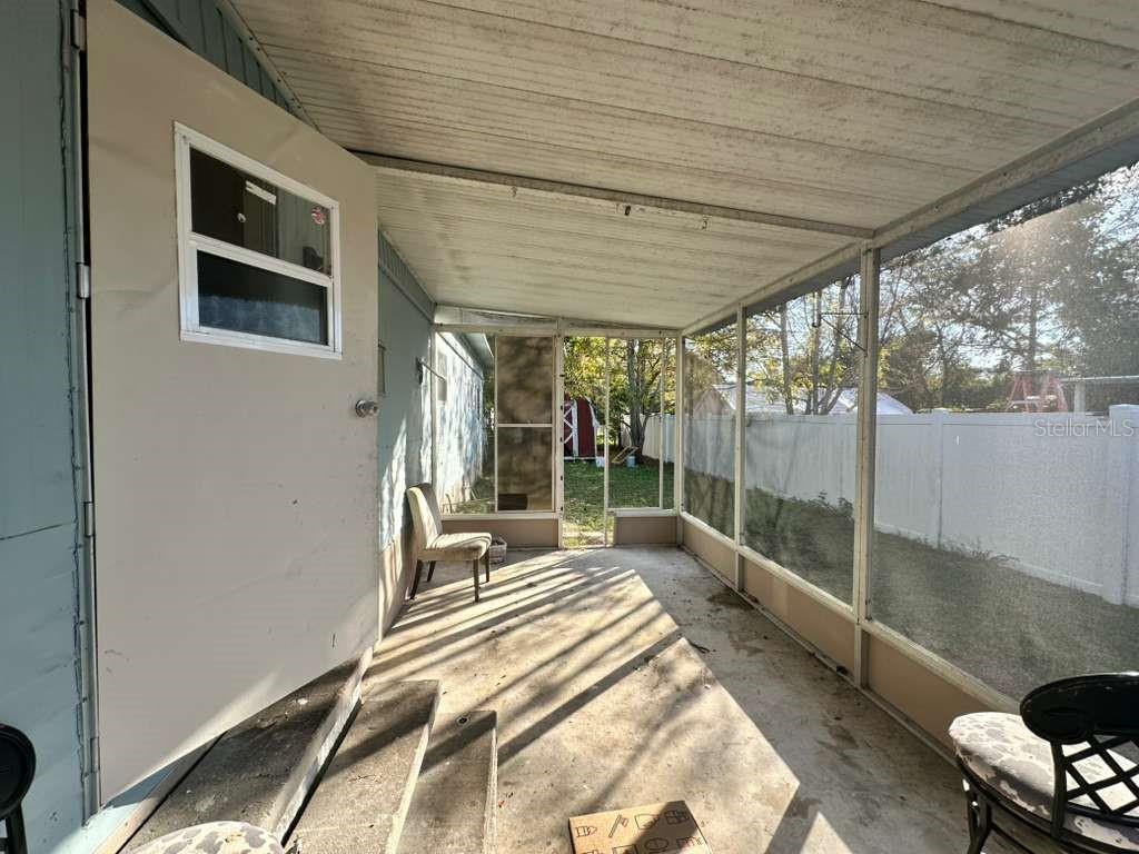 Image 4 of 19 For 8990 145th Street