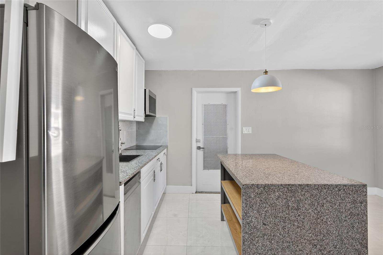 Image 14 of 35 For 7616 Mandarin Drive