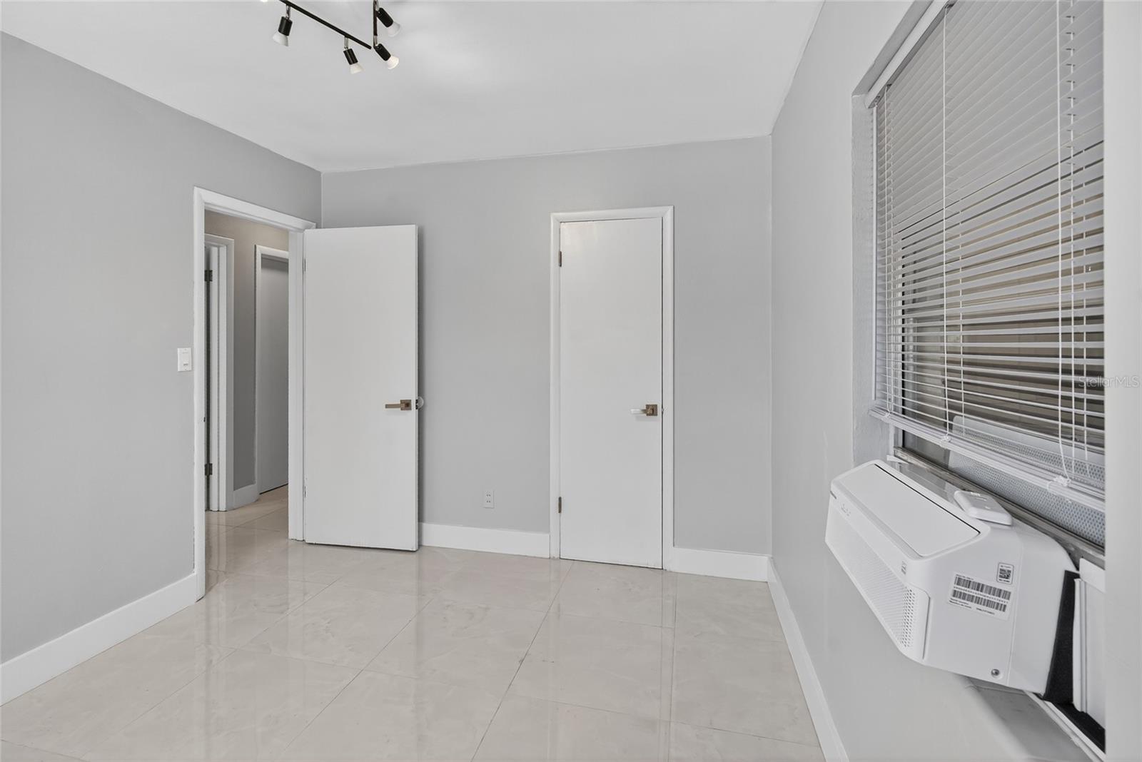 Image 22 of 35 For 7616 Mandarin Drive