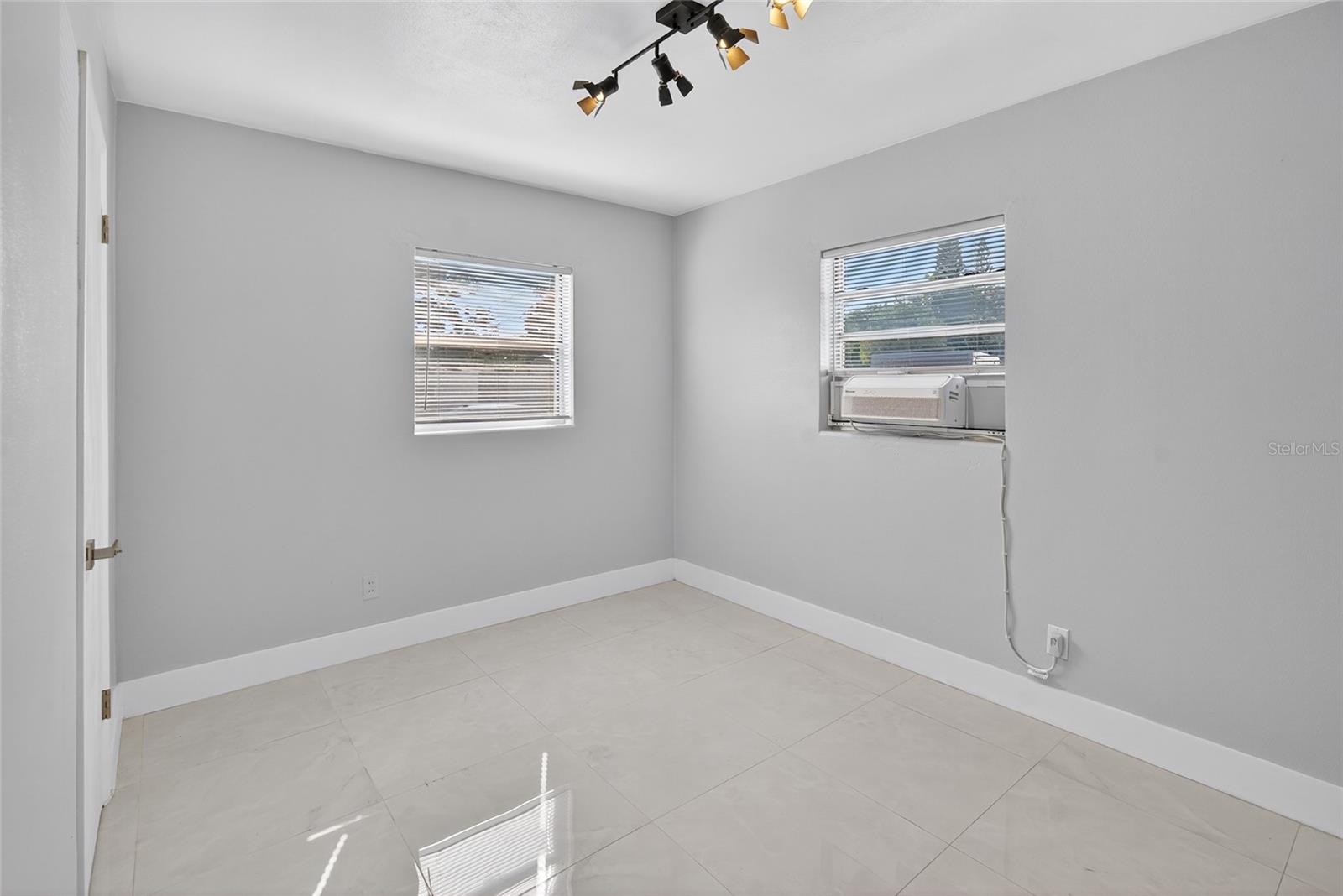 Image 23 of 35 For 7616 Mandarin Drive