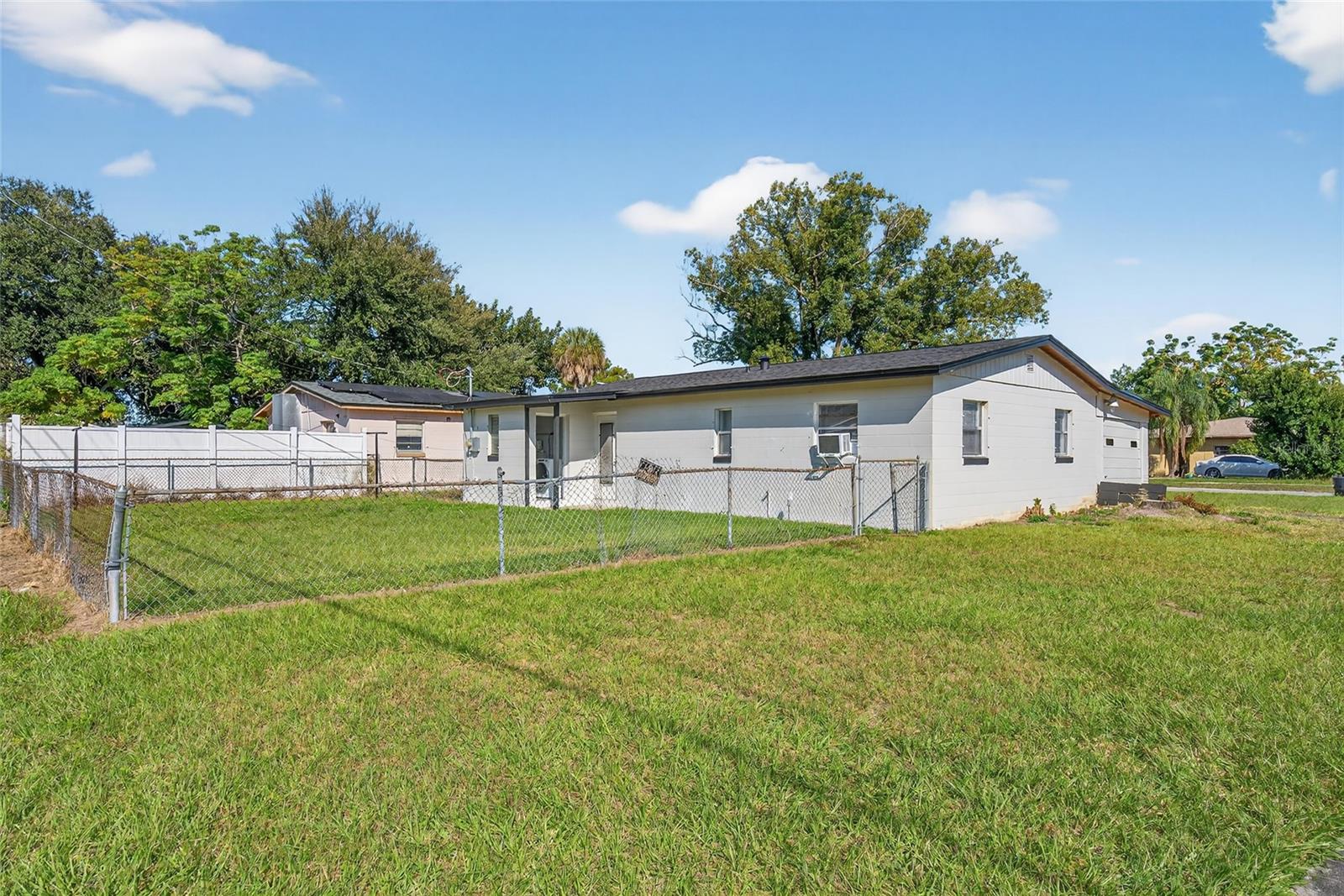 Image 5 of 35 For 7616 Mandarin Drive