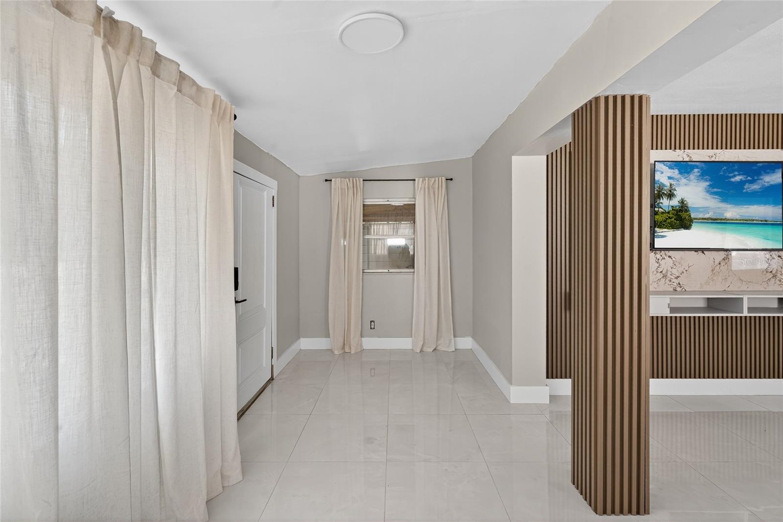 Image 8 of 35 For 7616 Mandarin Drive