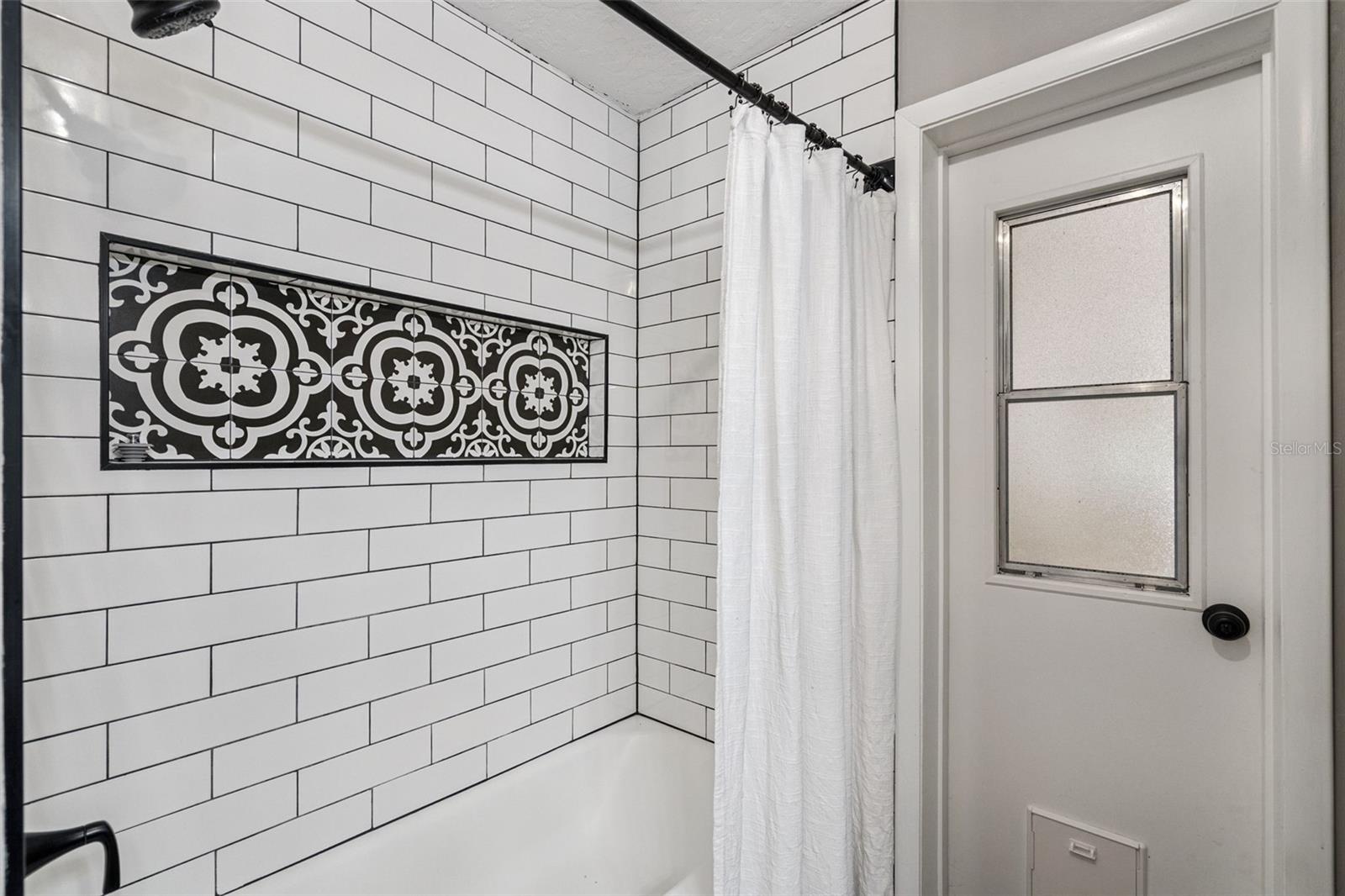 Image 23 of 43 For 2658 Hibbard Trail