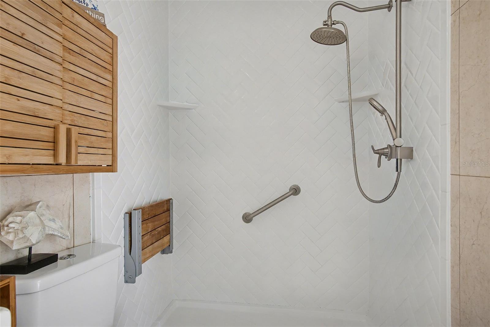 Image 5 of 16 For 6560 Swissco  321