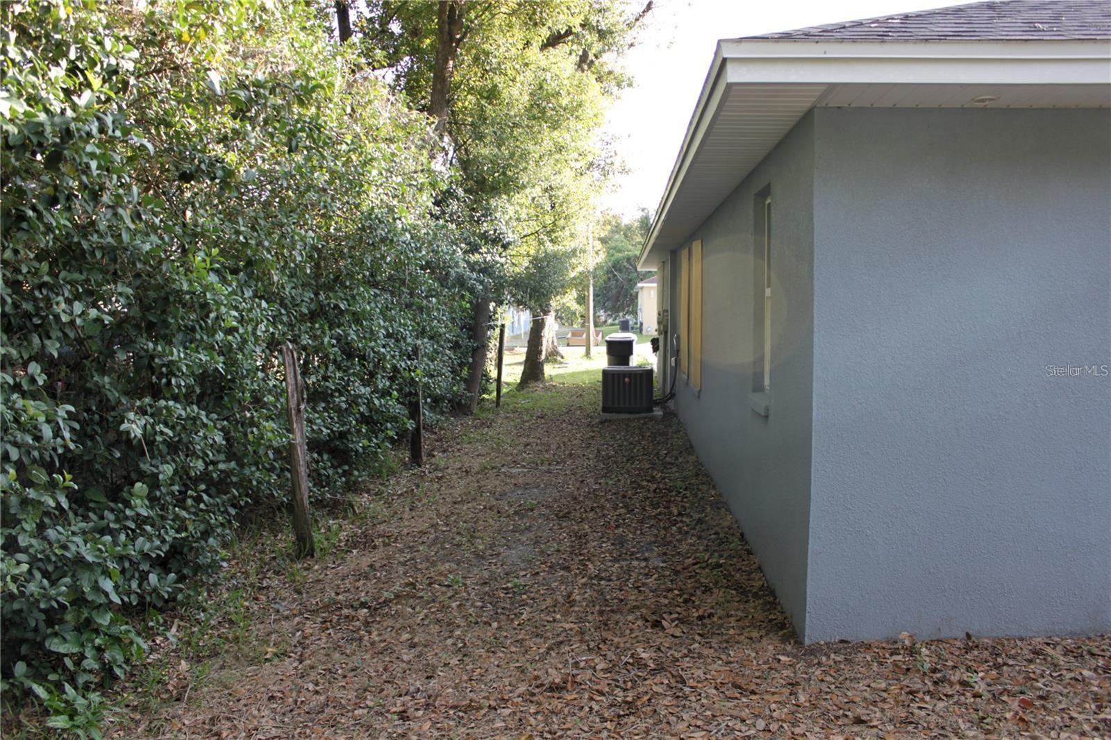 Image 11 of 14 For 2728 Williston Drive