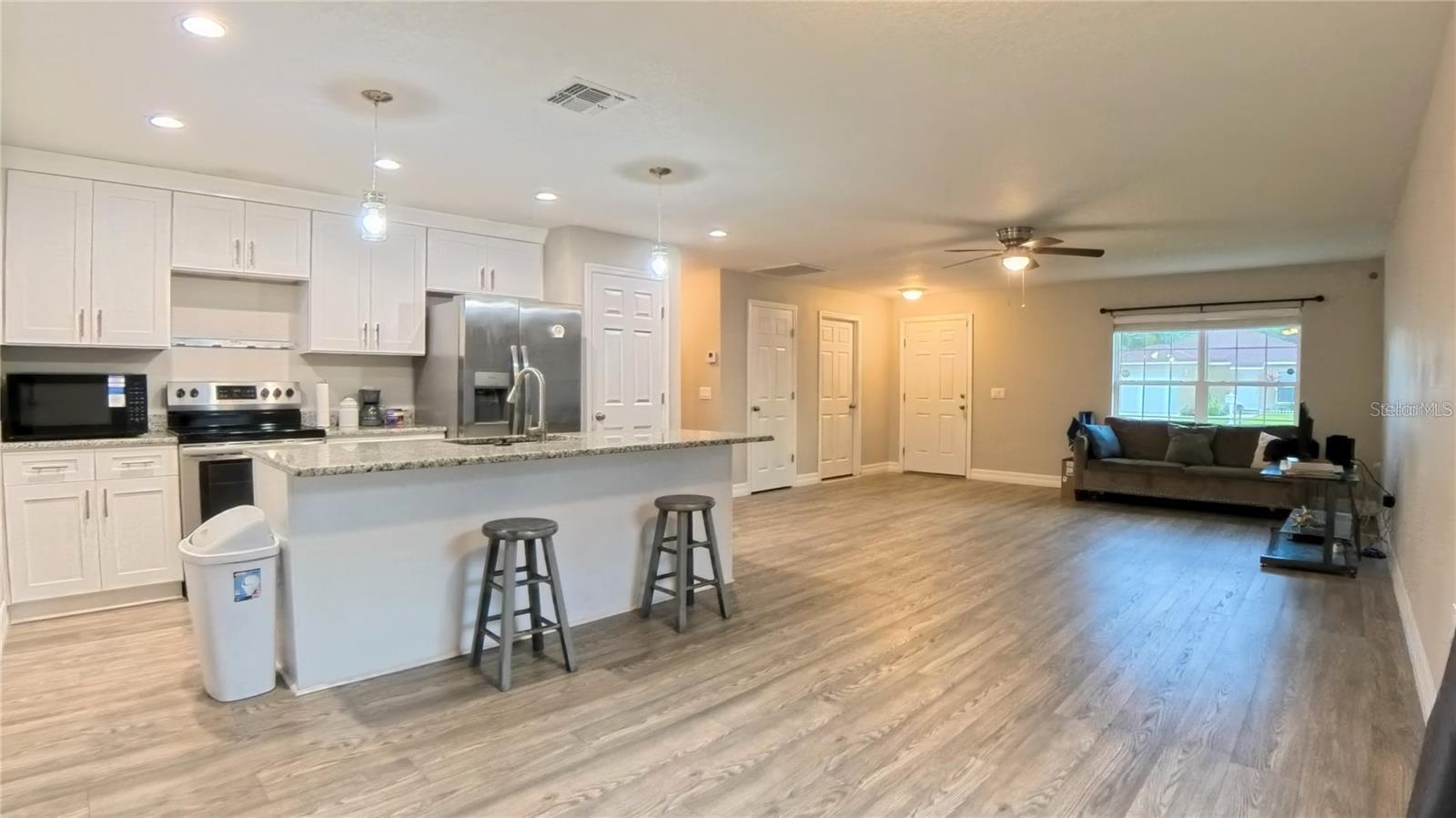 Image 5 of 14 For 2728 Williston Drive