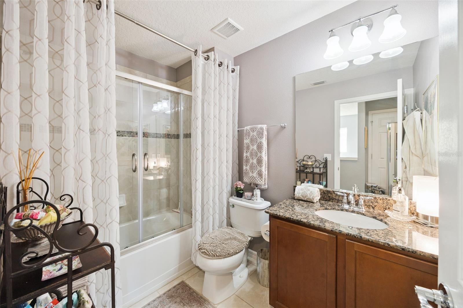 Image 15 of 40 For 12033 Forsythia Drive