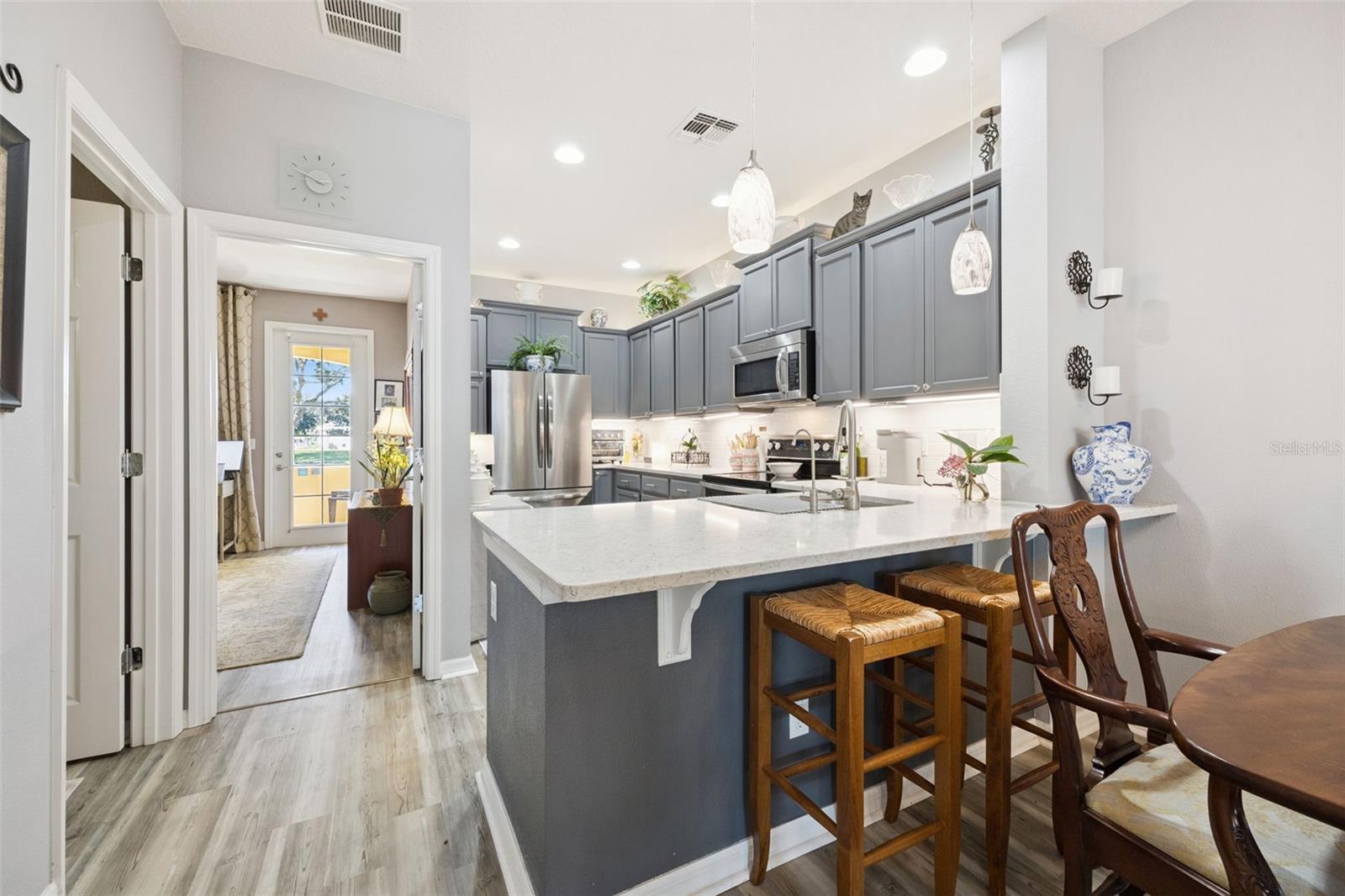 Image 6 of 40 For 12033 Forsythia Drive