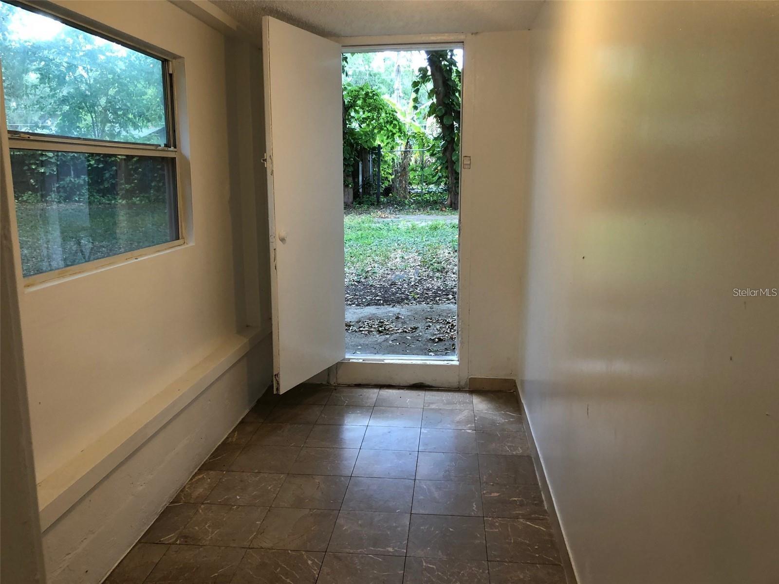 Image 13 of 18 For 1425 38th Street