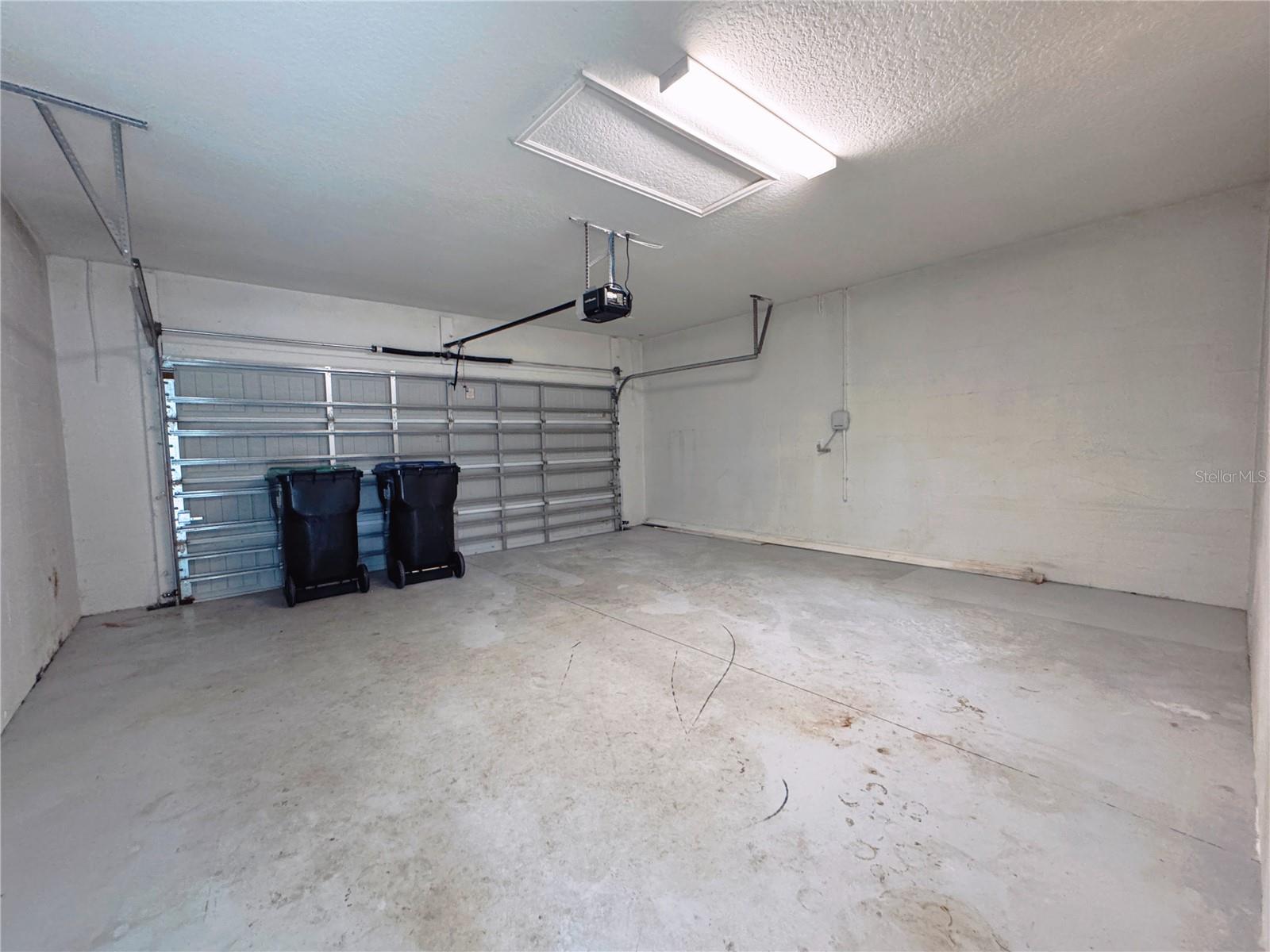 Image 28 of 56 For 11070 Longleaf Woods Drive