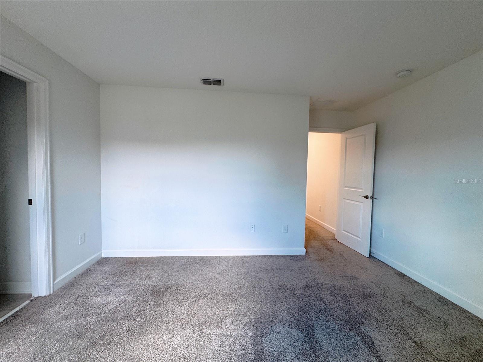 Image 34 of 56 For 11070 Longleaf Woods Drive