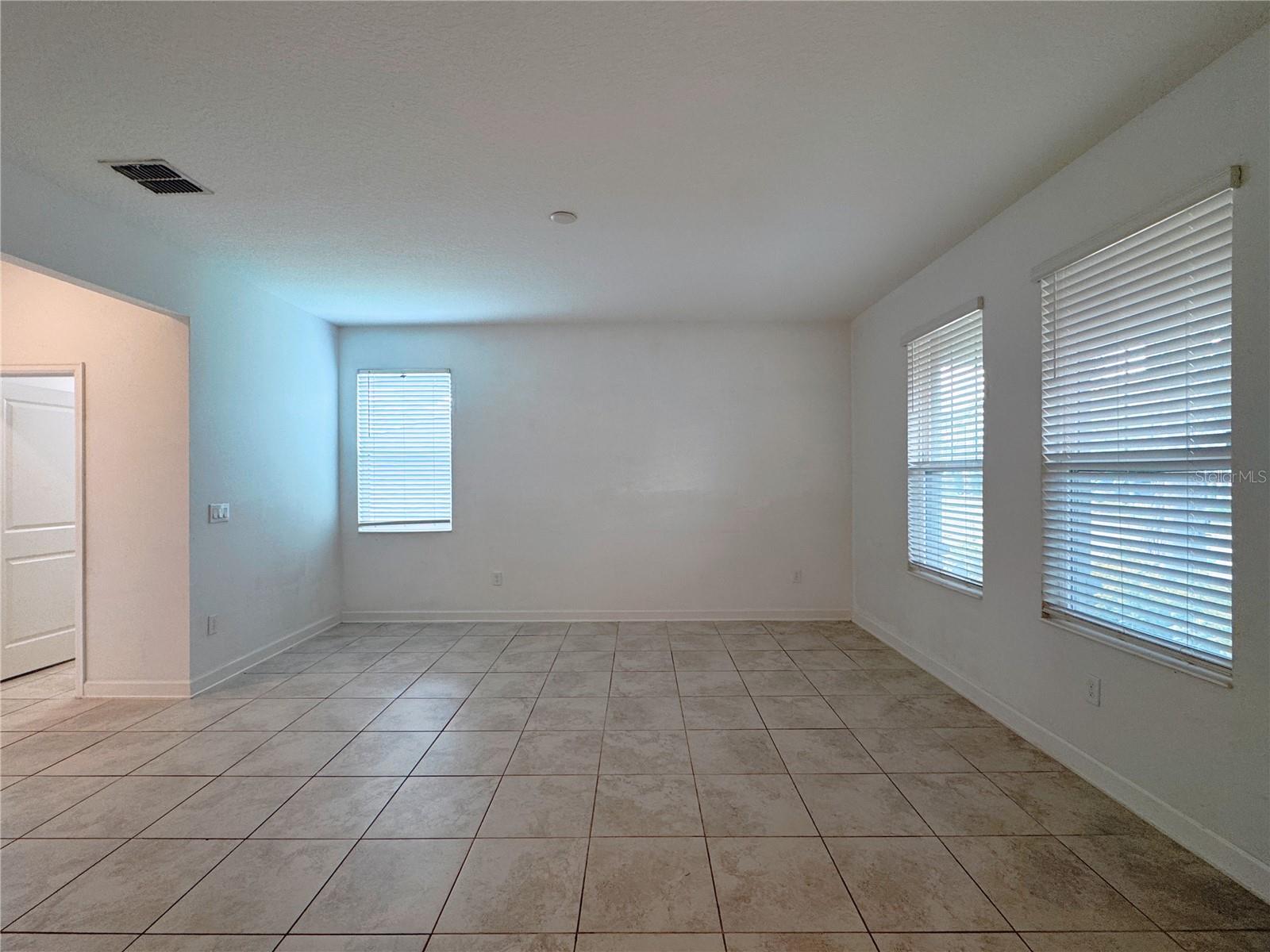 Image 5 of 56 For 11070 Longleaf Woods Drive