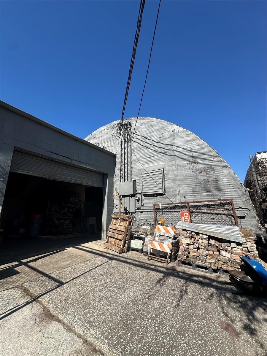 Image 18 of 22 For 1026 Central Boulevard