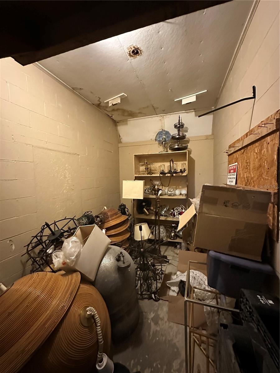 Image 3 of 22 For 1026 Central Boulevard