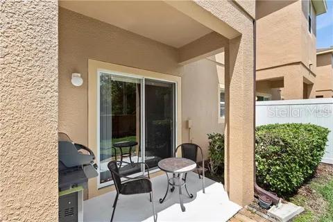 Image 16 of 21 For 2720 Retreat View Circle Na