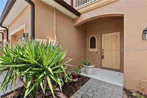 Image 17 of 21 For 2720 Retreat View Circle Na