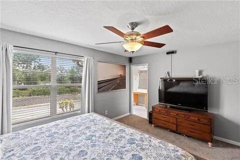 Image 9 of 21 For 2720 Retreat View Circle Na