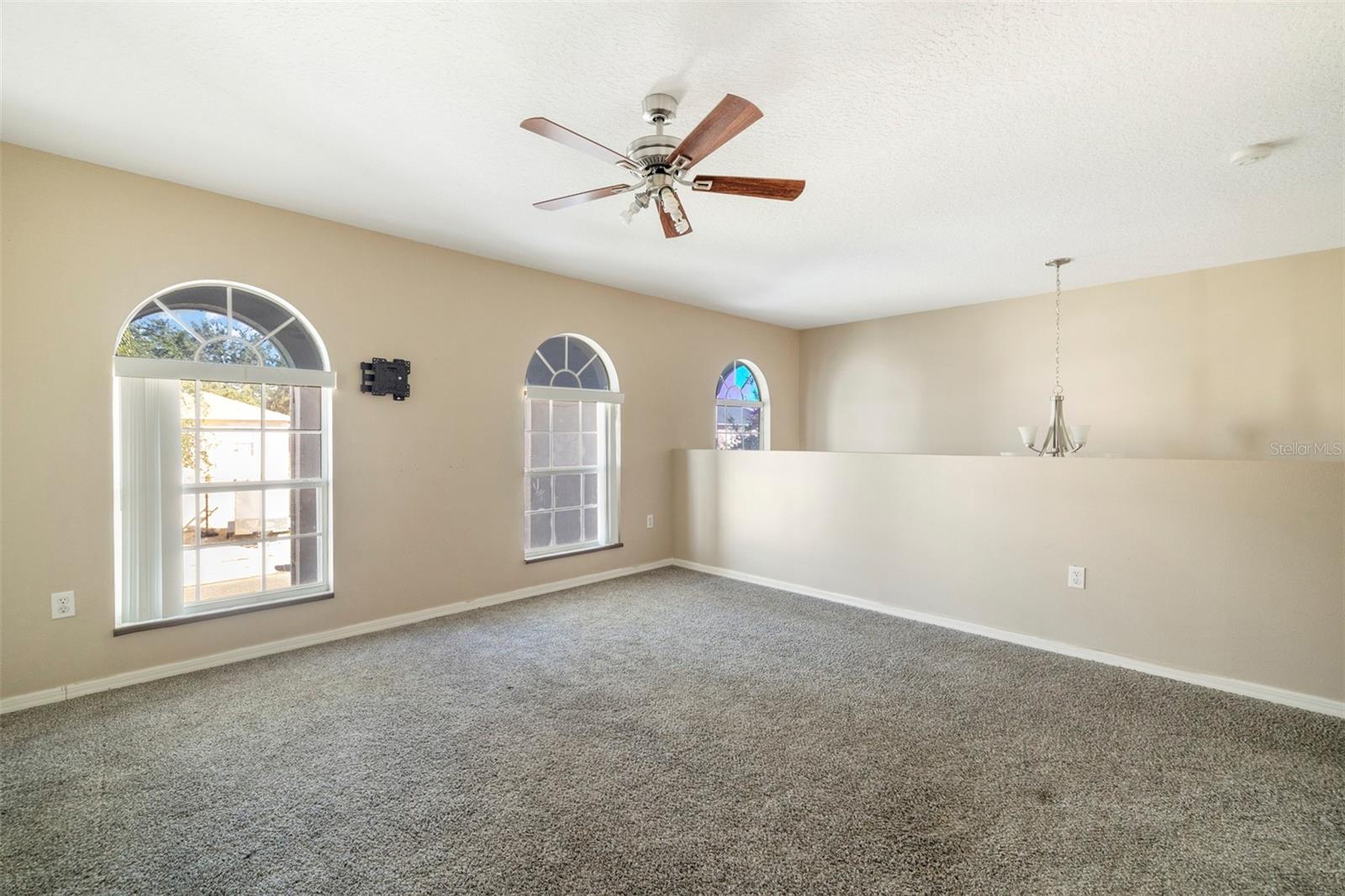 Image 14 of 30 For 420 Blake Avenue