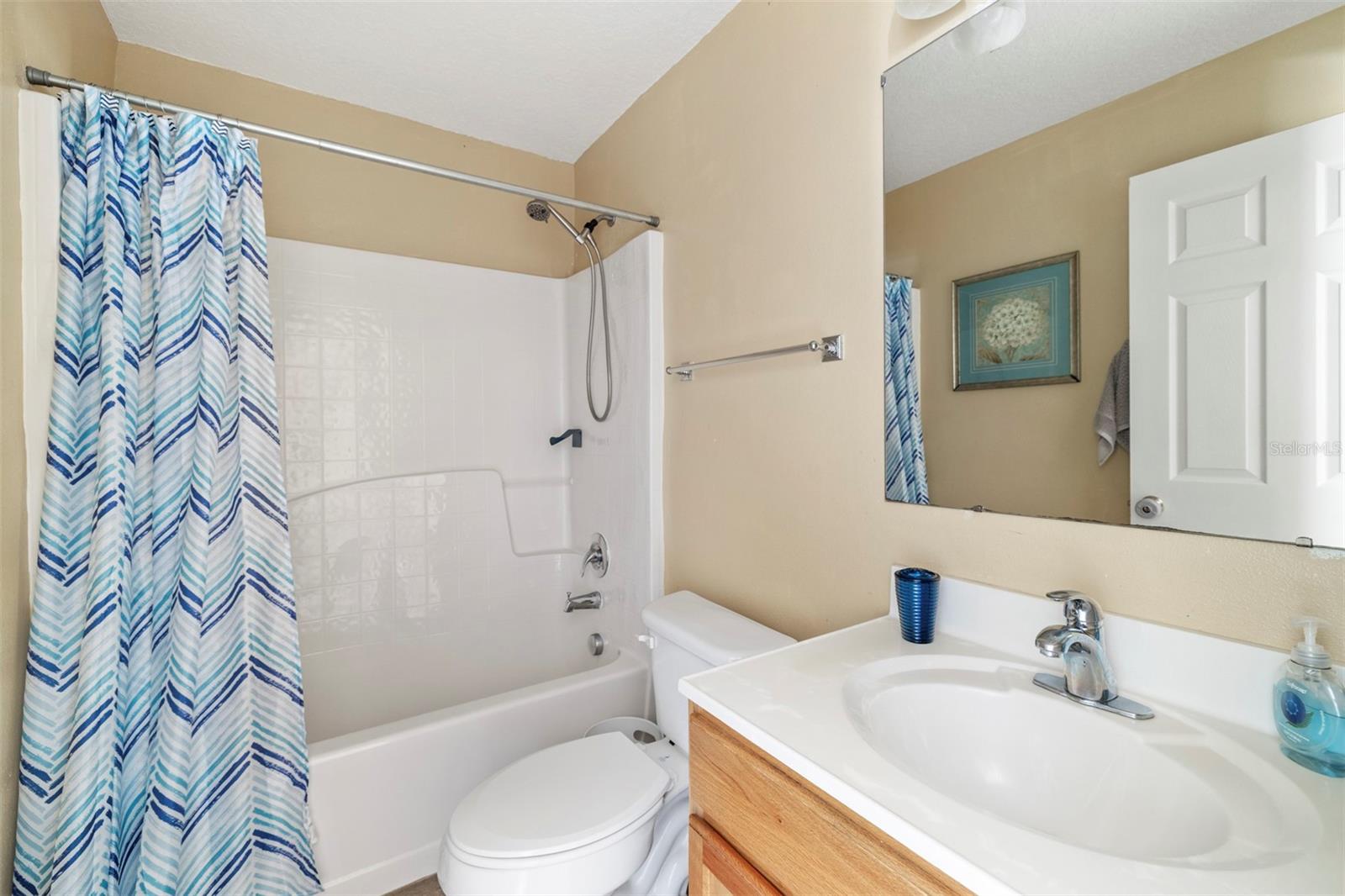 Image 15 of 30 For 420 Blake Avenue