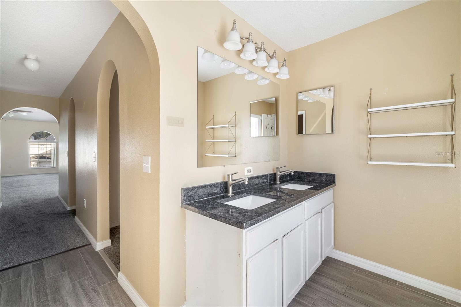 Image 20 of 30 For 420 Blake Avenue