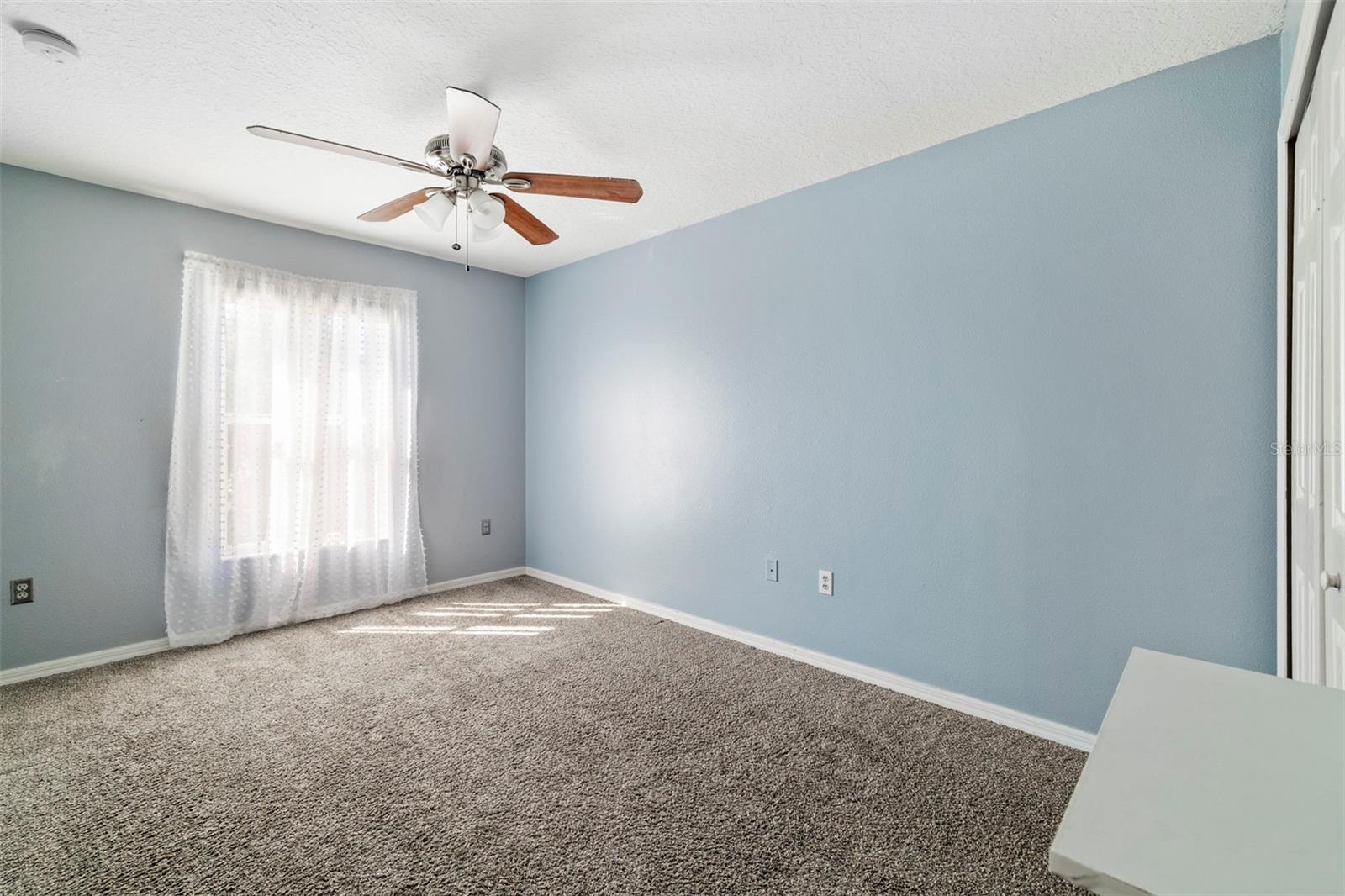 Image 25 of 30 For 420 Blake Avenue