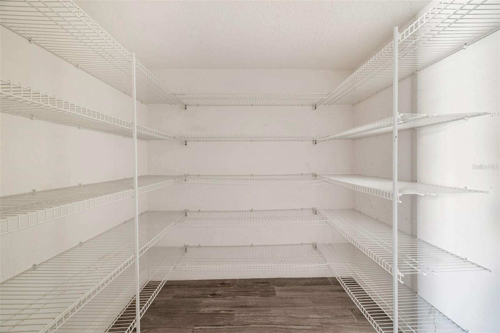 Image 26 of 30 For 420 Blake Avenue