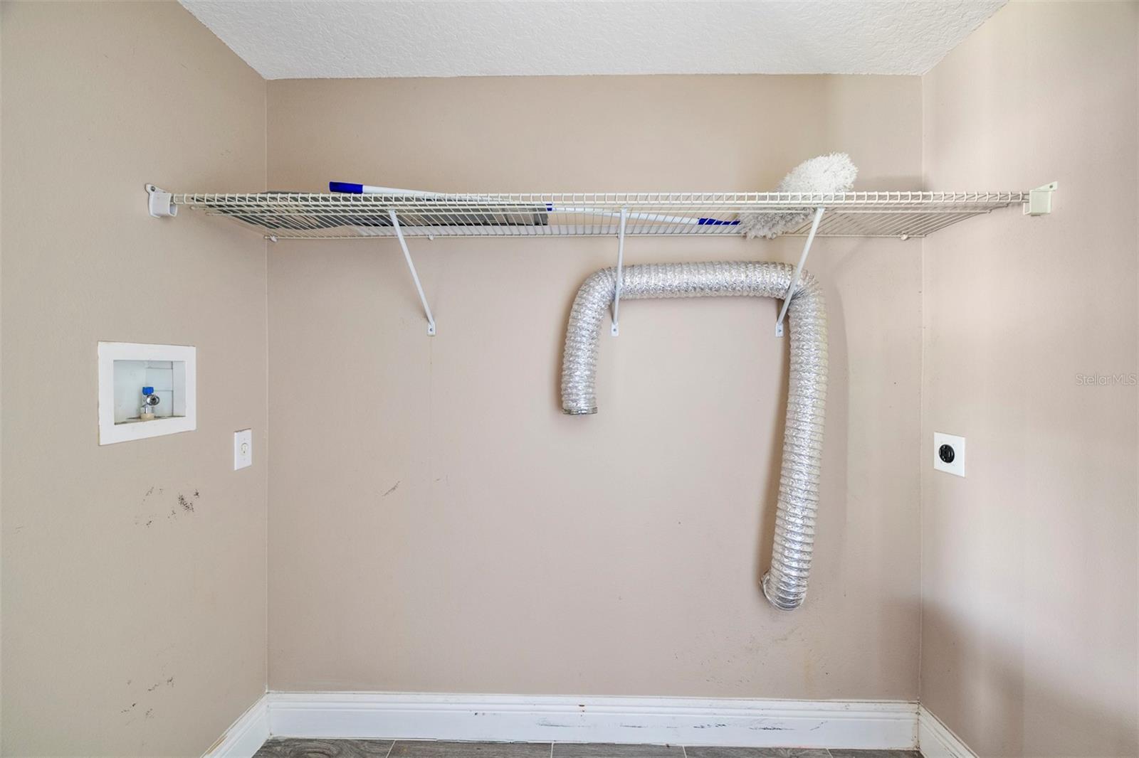 Image 27 of 30 For 420 Blake Avenue