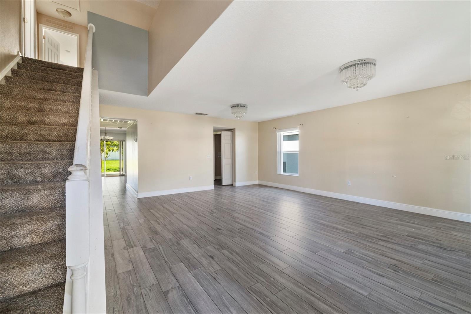 Image 4 of 30 For 420 Blake Avenue