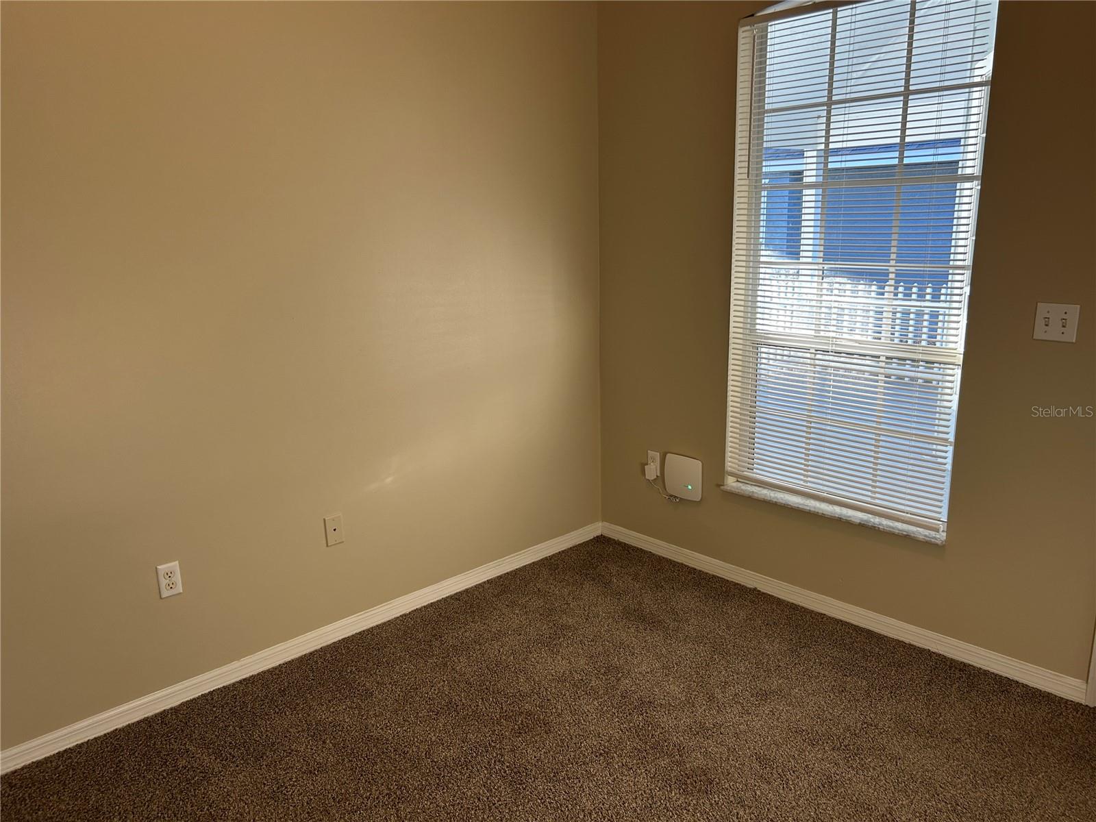 Image 17 of 24 For 4760 White Heron