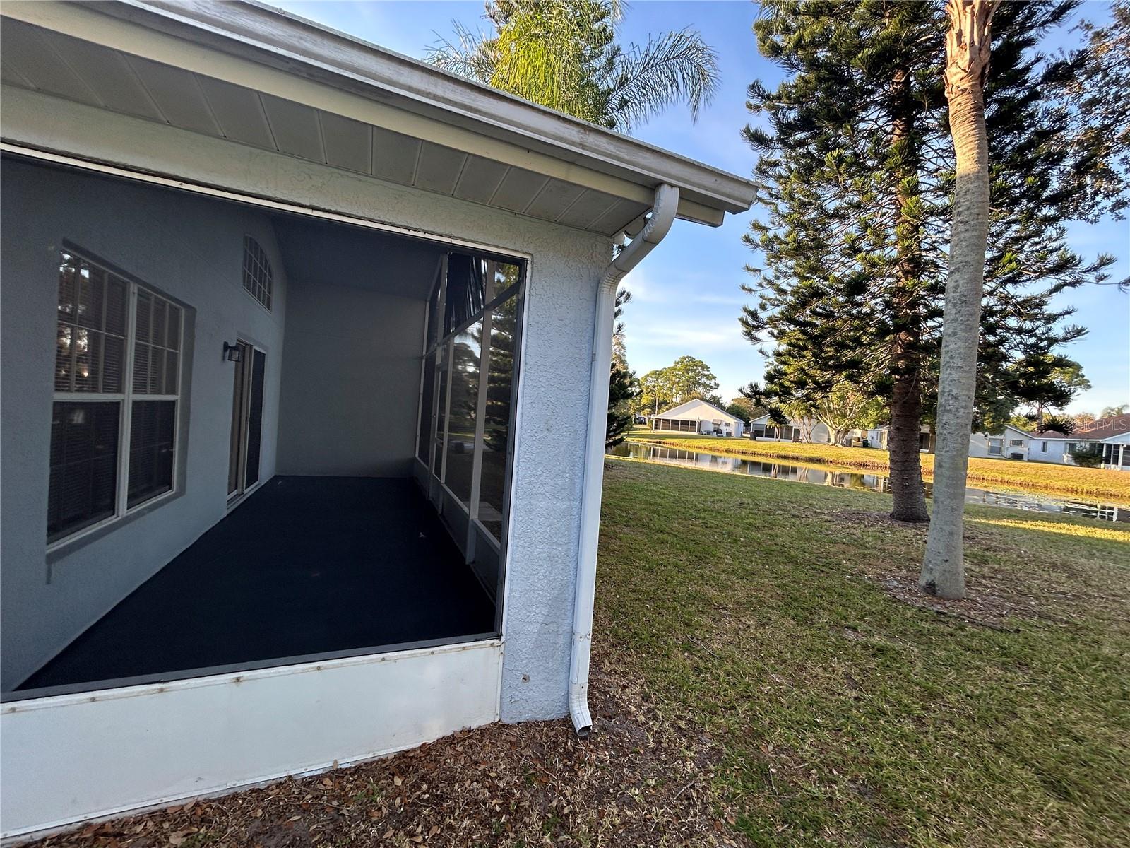 Image 22 of 24 For 4760 White Heron