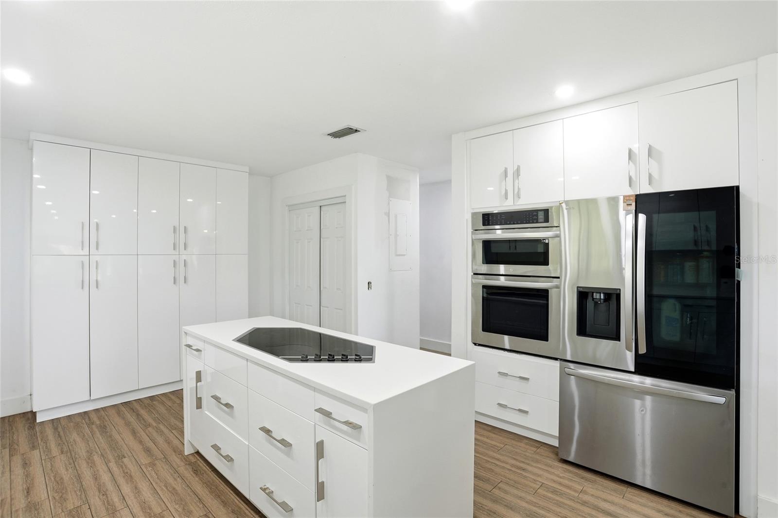 Image 11 of 50 For 3200 Harbor Road