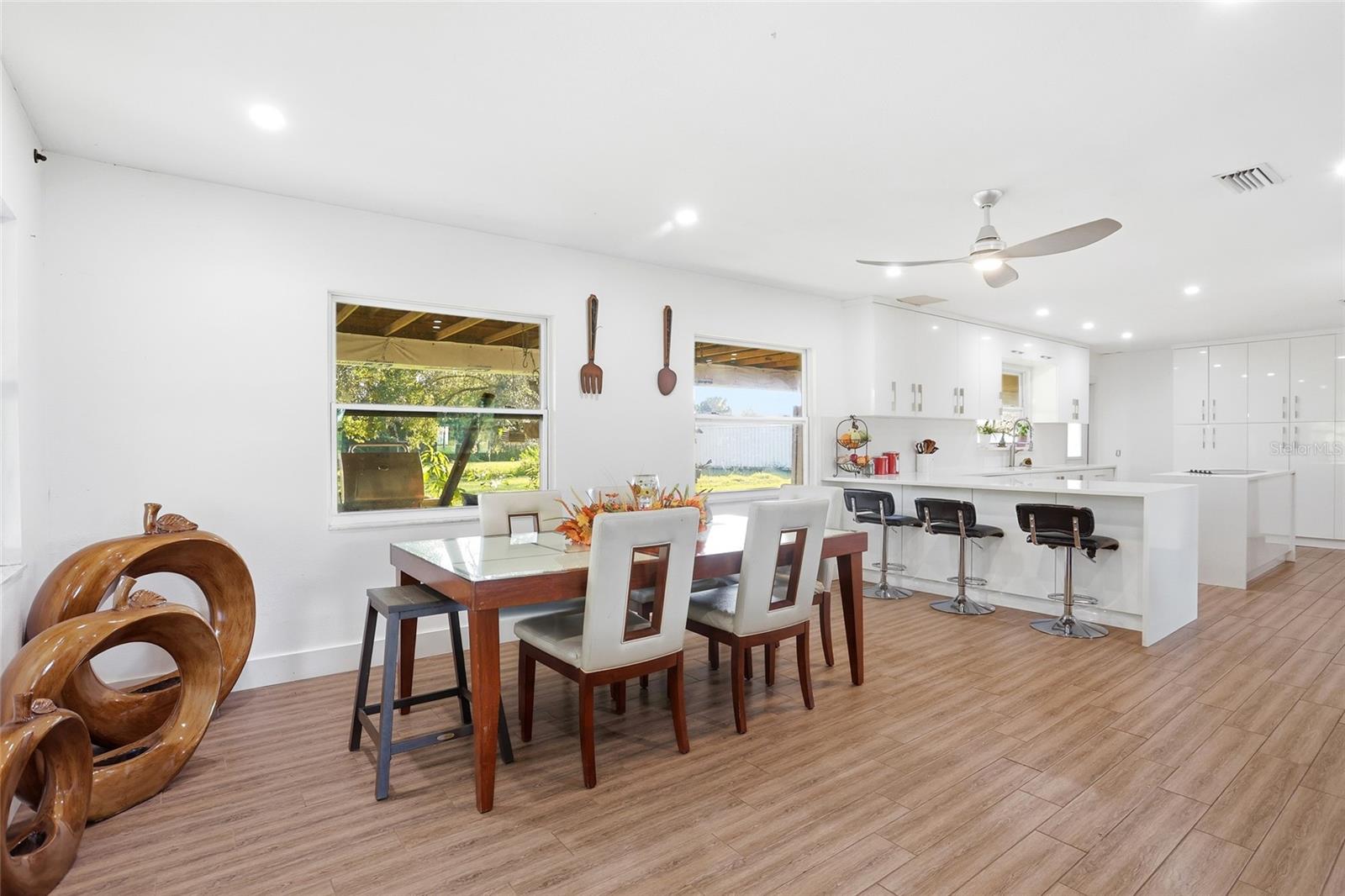 Image 12 of 50 For 3200 Harbor Road