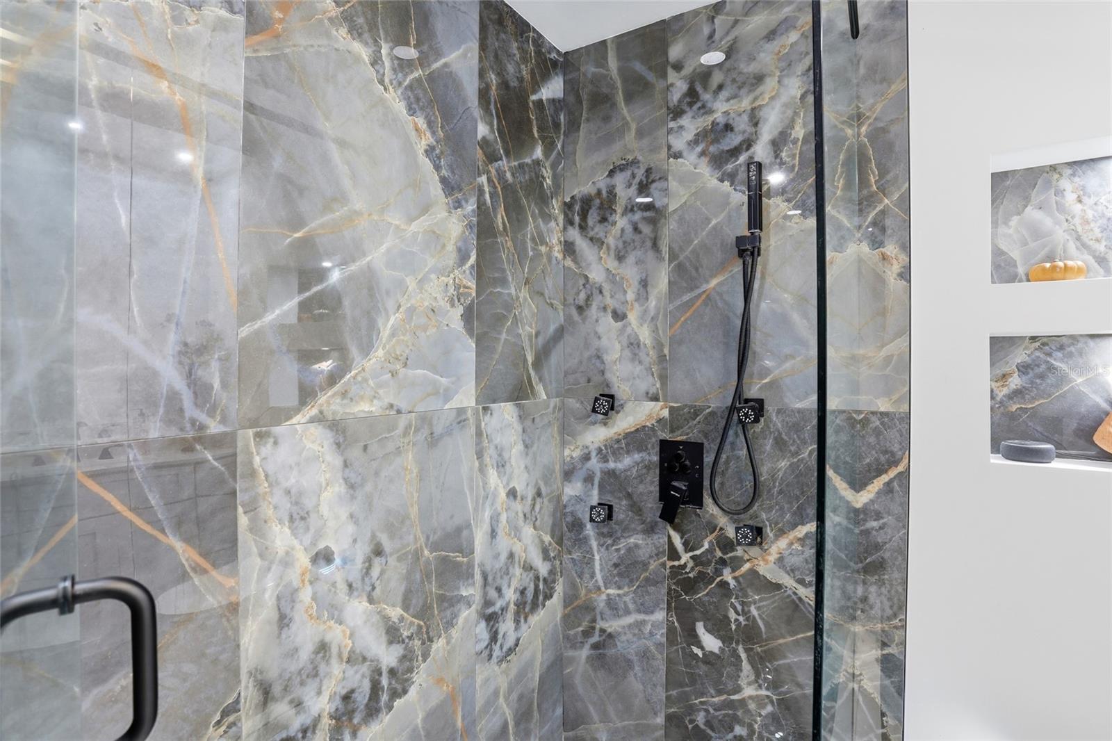 Image 27 of 50 For 3200 Harbor Road