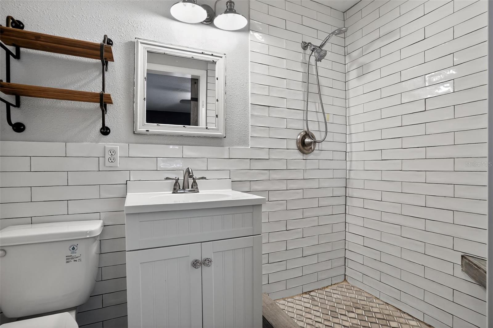 Image 17 of 30 For 1502 Gore Street