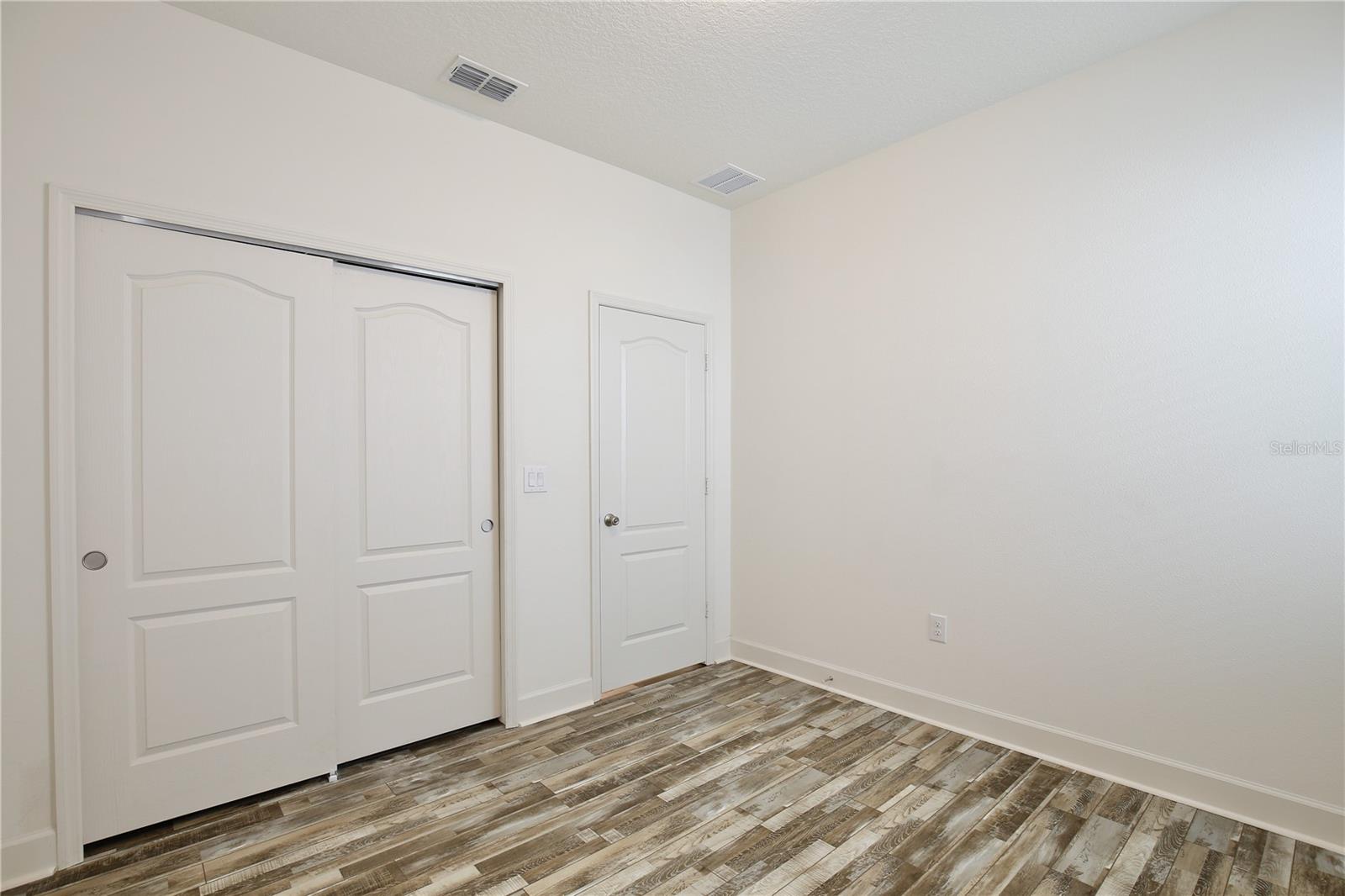 Image 17 of 26 For 13833 Rushing Creek Run